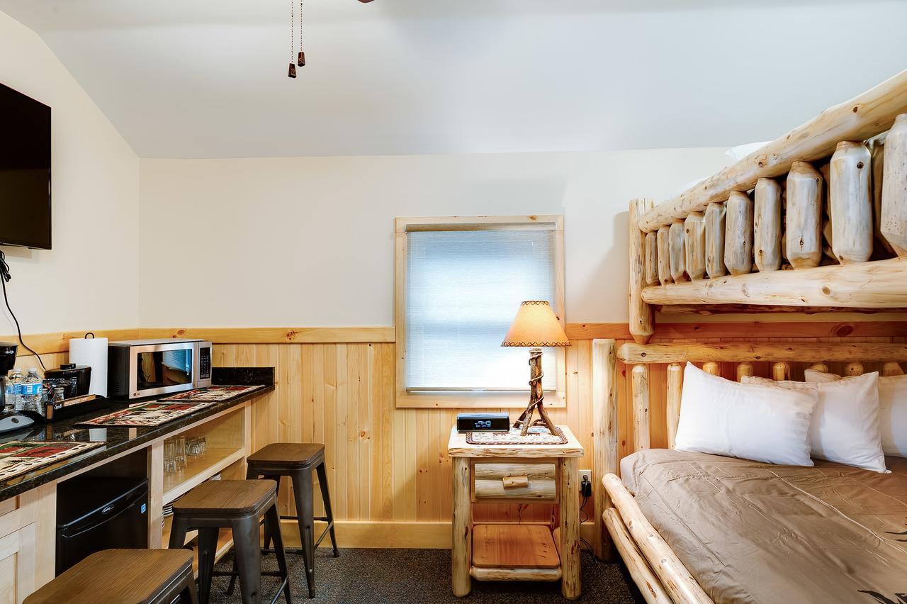 Cobble Mountain Lodge Lake Placid Eksteriør billede